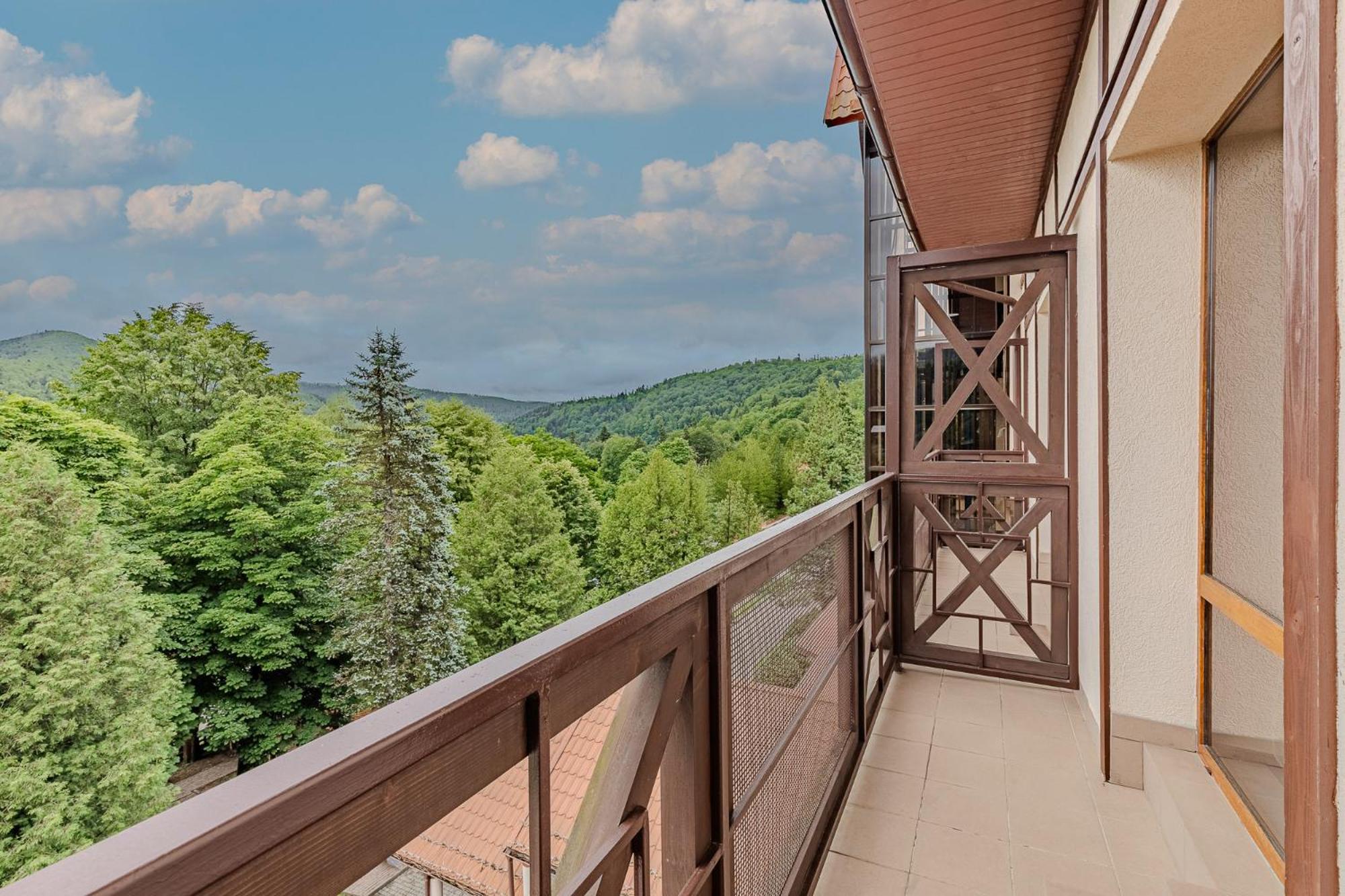 Edelweiss Yaremche Exterior foto